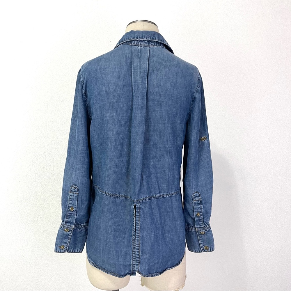 Bella Dahl- Blue Chambray Split Tail Button Down … - image 5